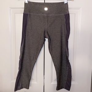 Grey Cropped Leggings